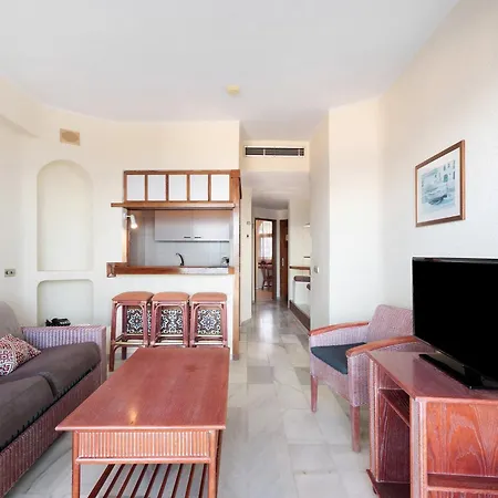 Apartment Over The Ocean 313